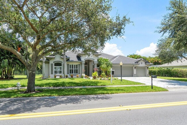 Building Photo - 8369 SE Island Way