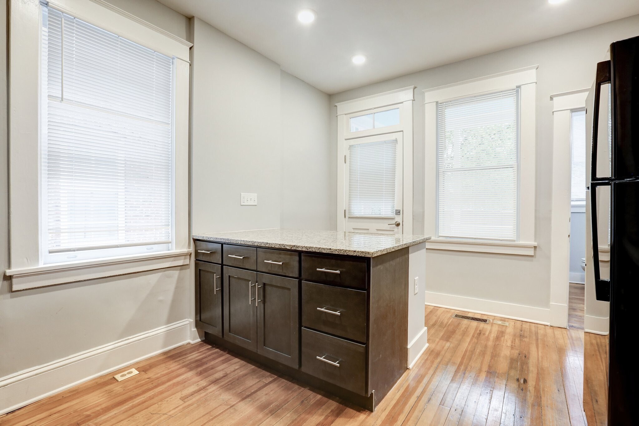 Building Photo - 421 Chimborazo Blvd