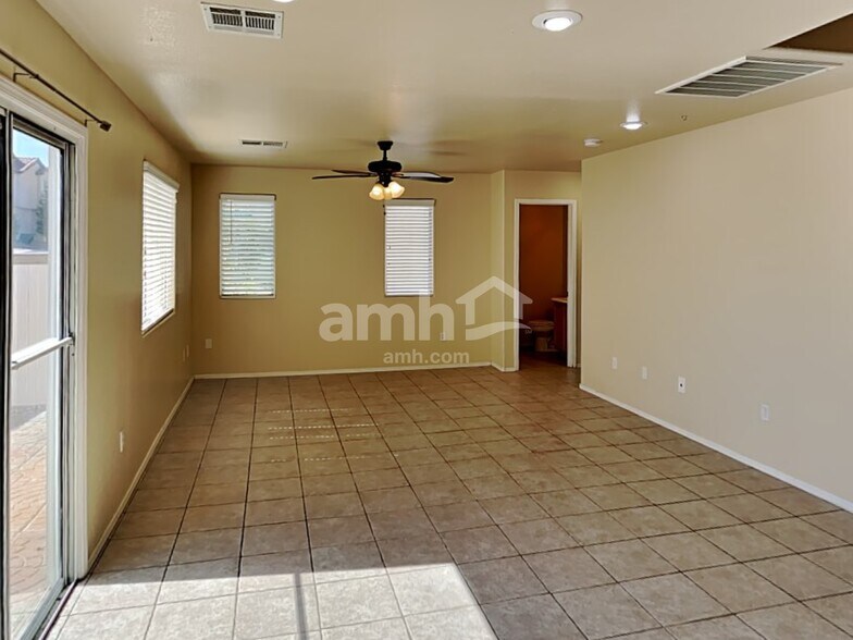 Building Photo - 9318 Aventurine Ct