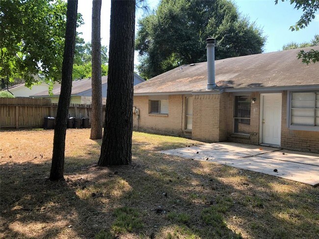 Building Photo - 4514 Towergate Dr