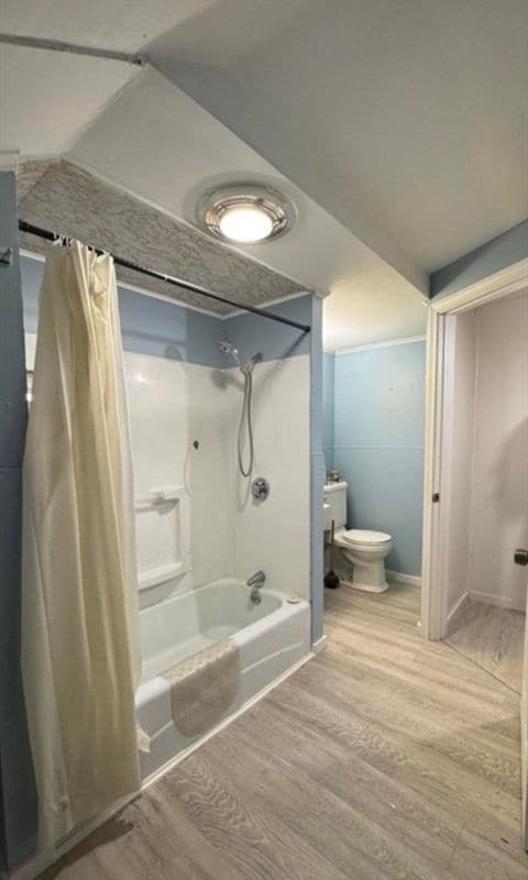 Building Photo - 100 Columbia St