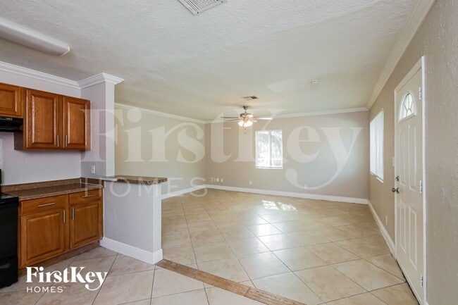 Building Photo - 1128 NW 7th Terrace