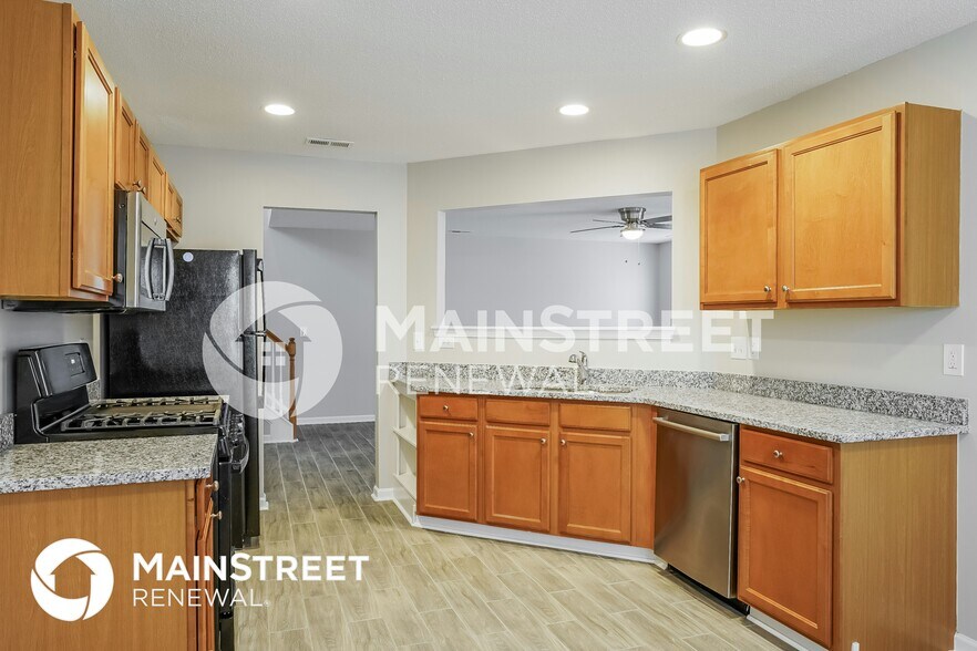 Building Photo - 228 Pebblestone Dr