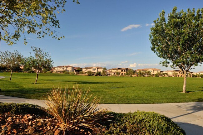 Building Photo - 11768 Del Sur Ave