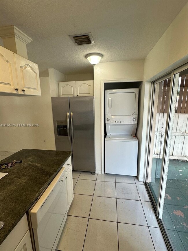 Building Photo - 920 NW 78th Ave