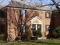Building Photo - 42 Pierce Rd
