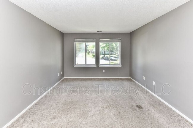 Building Photo - 11729 Summerchase Cir