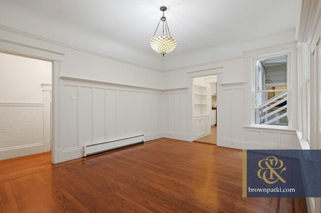 Building Photo - 1056 Cole St