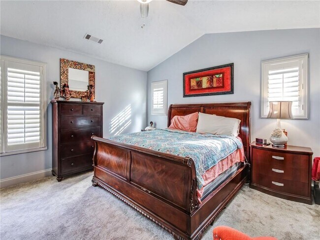 Building Photo - 3840 Forsythia Way