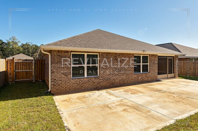 Building Photo - Only $1500 for First Month's Rent!!! Smart 4 Bd / 2 Ba Home in West Mobile Gated Community