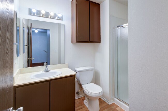 Building Photo - 4676 E Alamos Ave