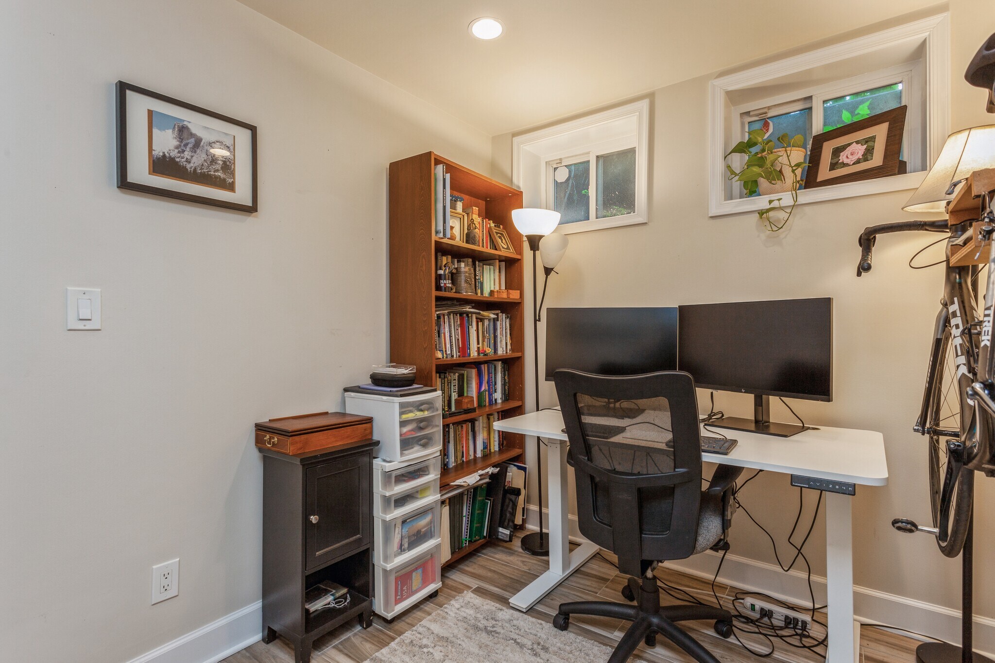 Building Photo - 304 Q St NW