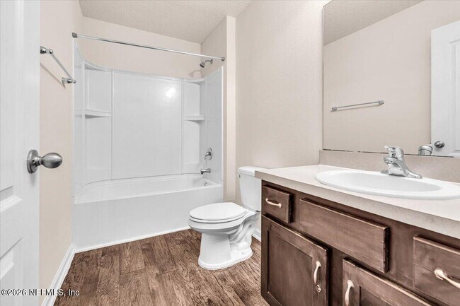 Building Photo - 2262 Willow Springs Dr