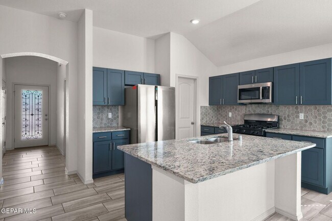 Building Photo - 13932 Sky Harbor Ave