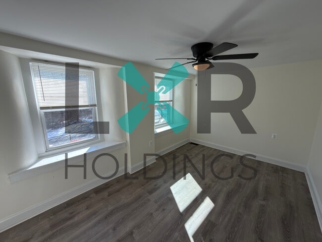 Building Photo - 4324 Ridge Rd