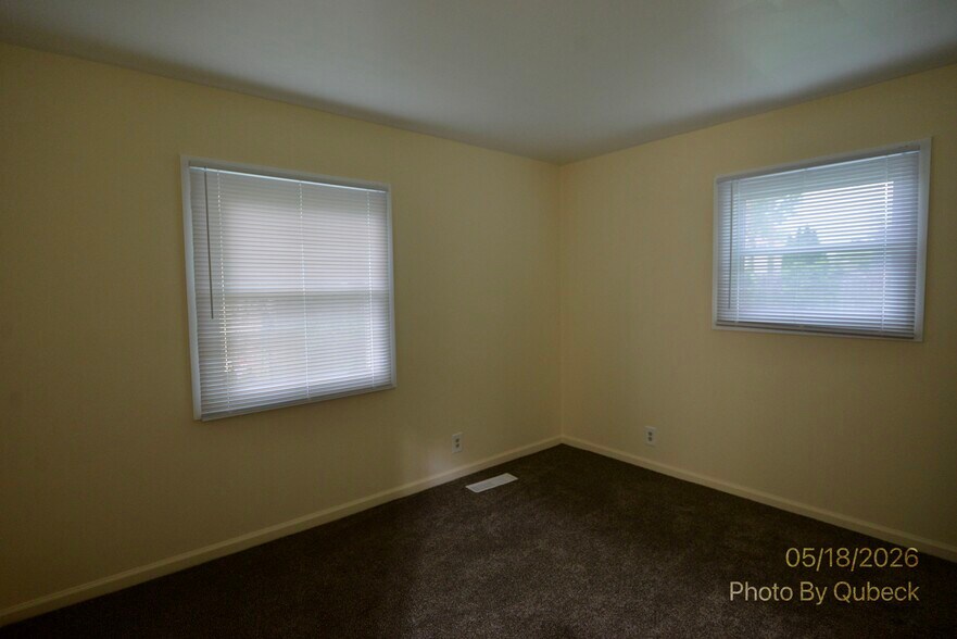 Building Photo - 138 Crestwood Dr