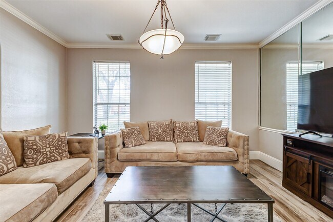 Building Photo - 20907 Auburn Trace Ct