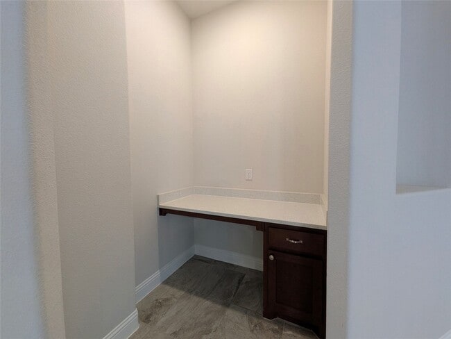 Building Photo - 1409 Summit View Ln