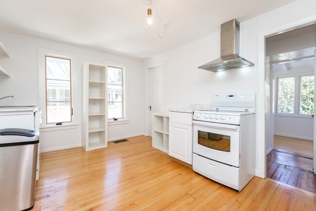 Building Photo - 4 Cogswell Pl