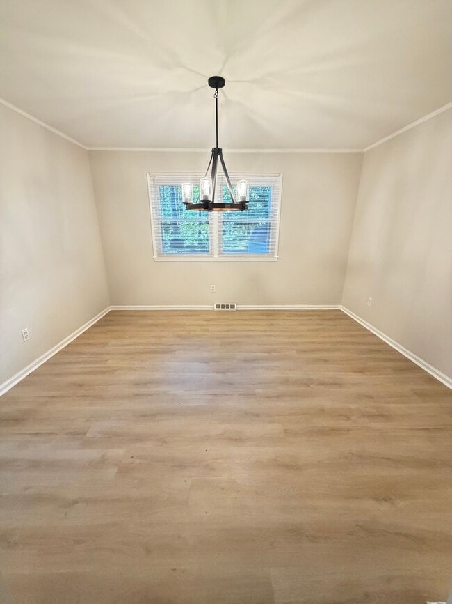 Building Photo - 222 Merion Rd