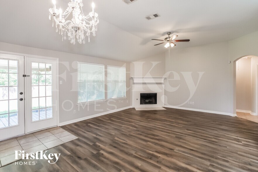 Building Photo - 6908 Edgefield Dr