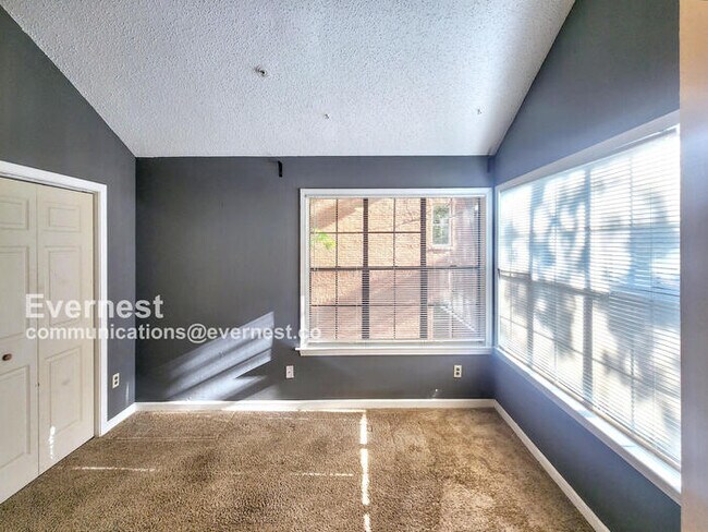 Building Photo - 1050 Piedmont Ave NE