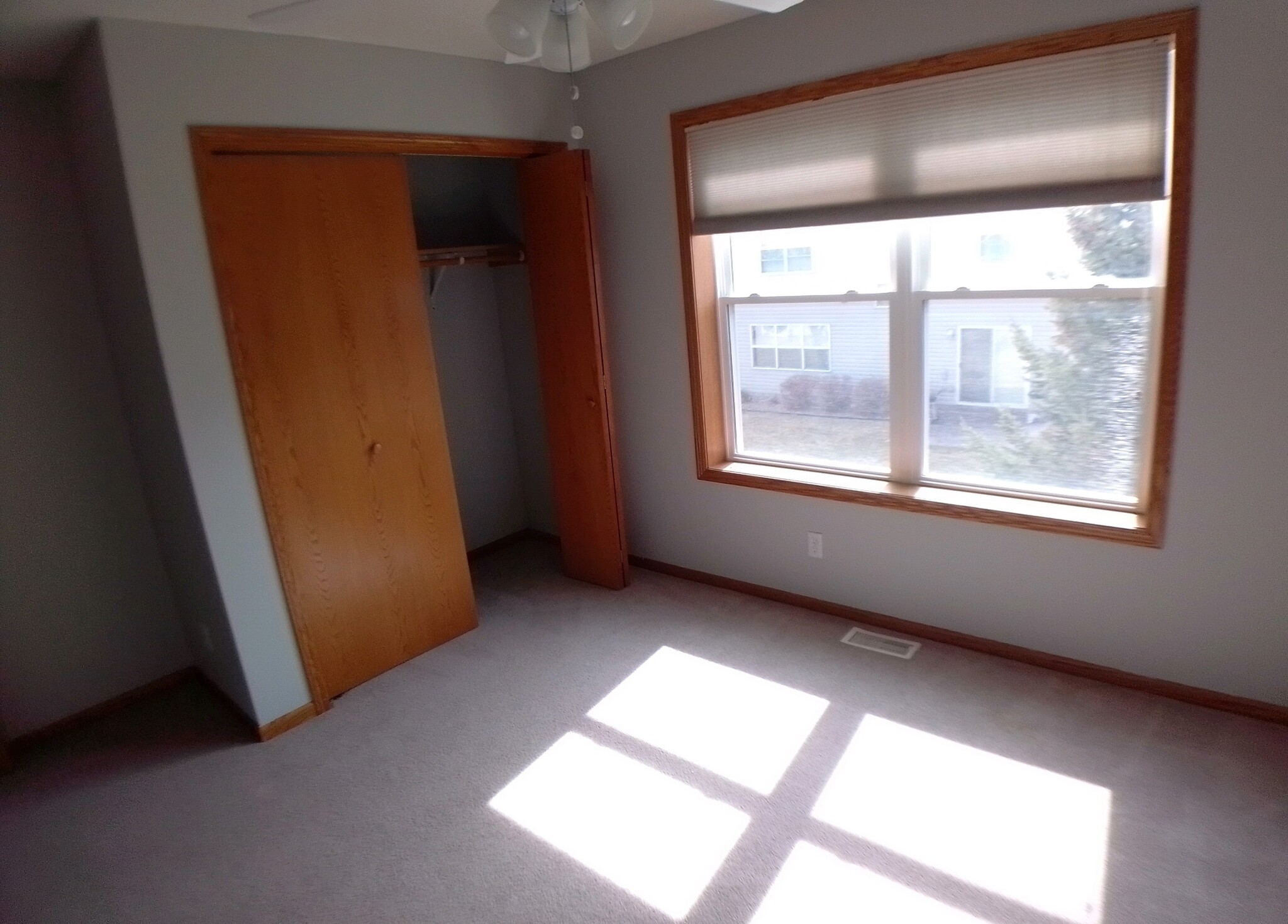 Building Photo - 10549 64th Way NE