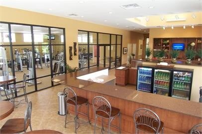 Building Photo - 509 Broadberry Ave