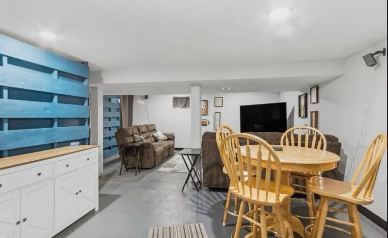 Building Photo - 3910 Nebraska Ave