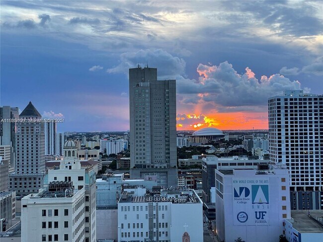 Building Photo - 133 NE 2nd Ave