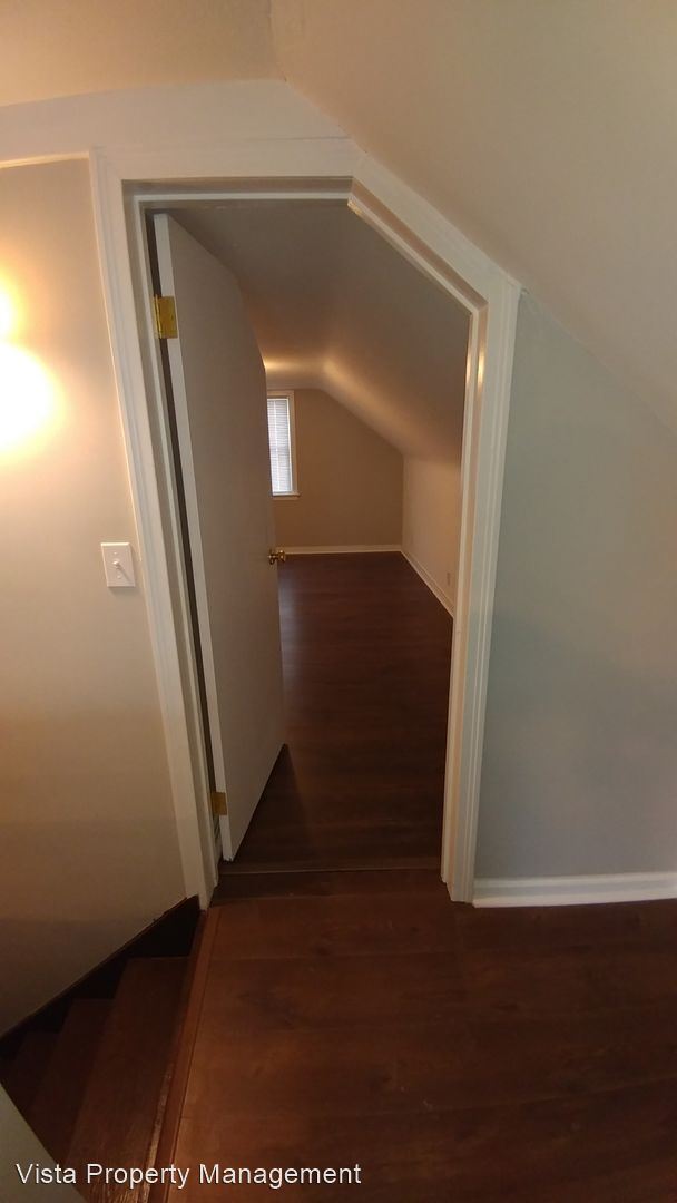 Building Photo - 3 br, 1 bath House - 235 Glide St