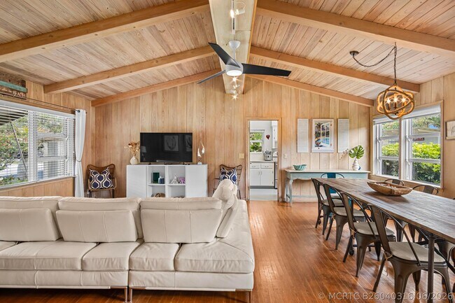 Building Photo - 15 N Swinton Cir