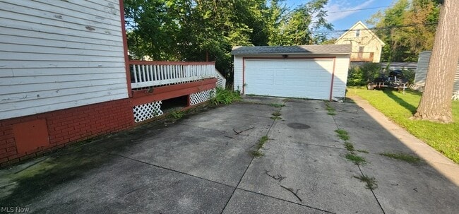 Building Photo - 3638 Chelton Rd
