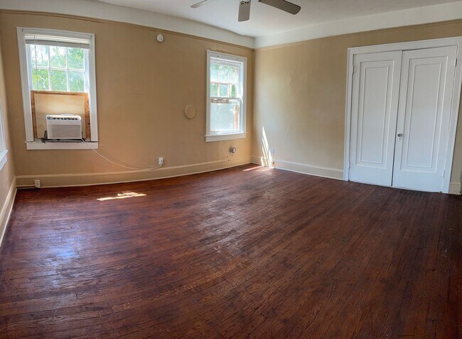 Building Photo - 214 Fremont Ave