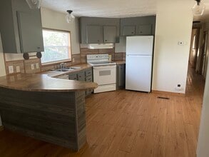 Building Photo - 3818 Co Rd 826