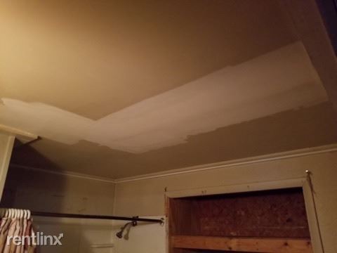 Building Photo - 3 br, 1 bath House - 117 Northwest E Street