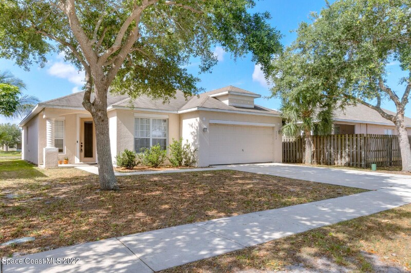 Primary Photo - 3775 Thayer Ln