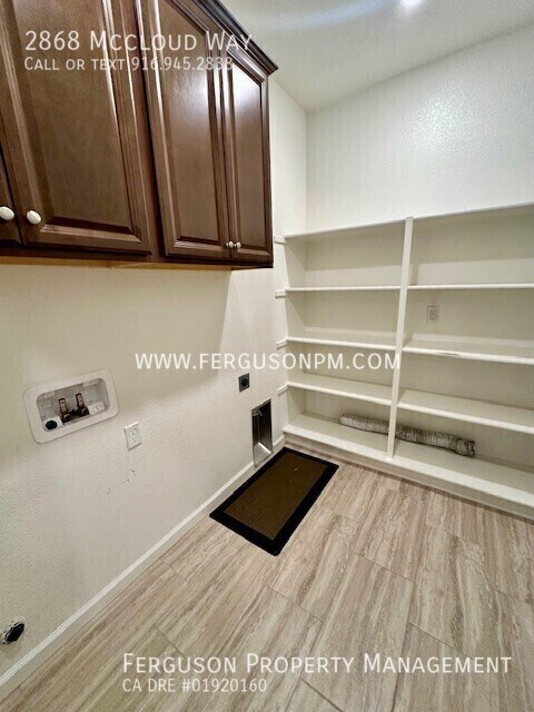 Building Photo - 2868 McCloud Way