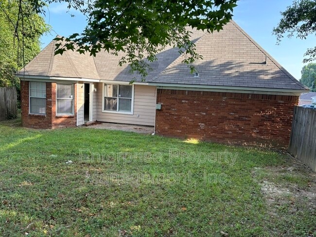 Building Photo - 4429 S Cedar Bark Cove