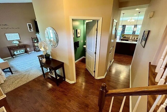 Building Photo - Furnished 5-Bedroom Single-Family Home in Orchard Park
