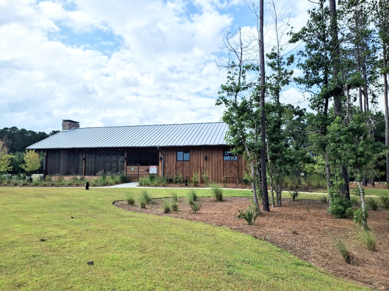 Building Photo - 114 Old Field Run
