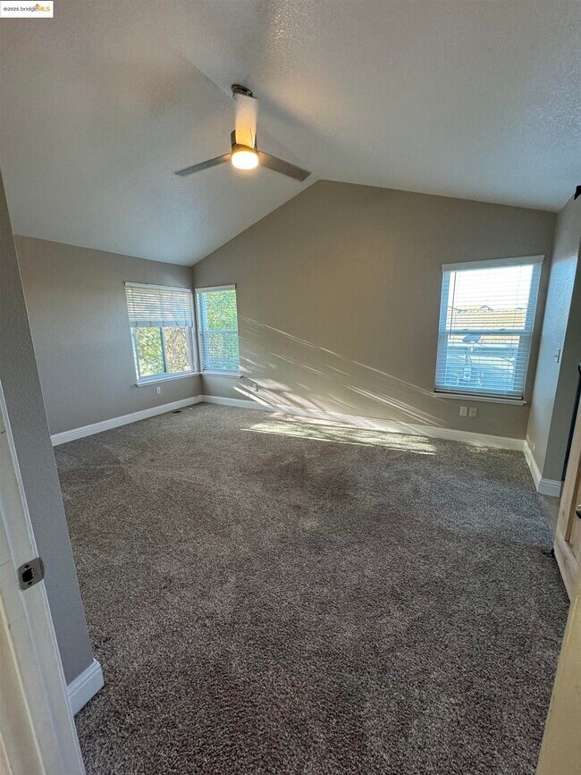 Building Photo - 4507 Cove Ln