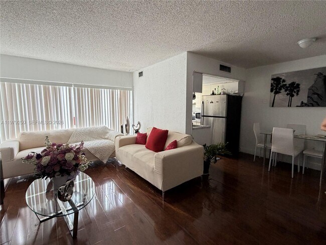 Building Photo - 9390 W Flagler St