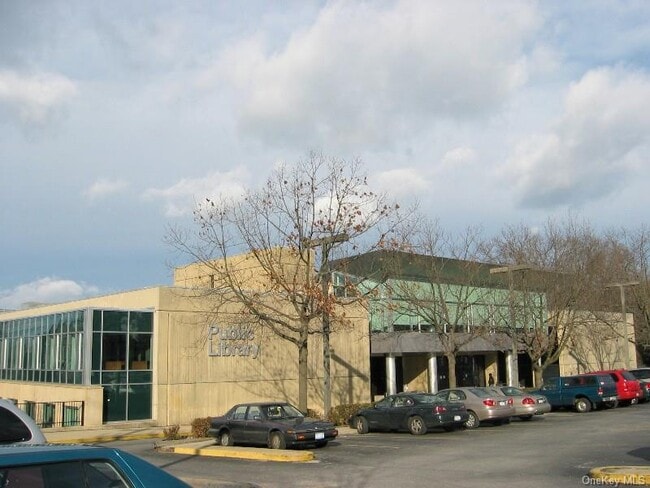 Building Photo - 22 Irma Ave