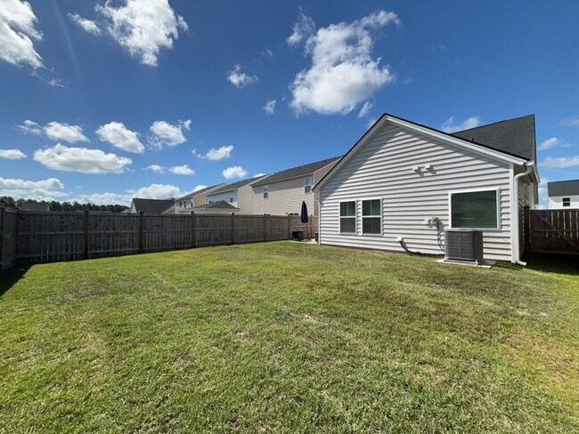 Building Photo - 135 Wood Sage Run