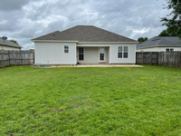 Building Photo - 3 Bed/2 Bath home in a desirable location!