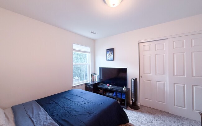 Building Photo - 161 Brookview Way Dr