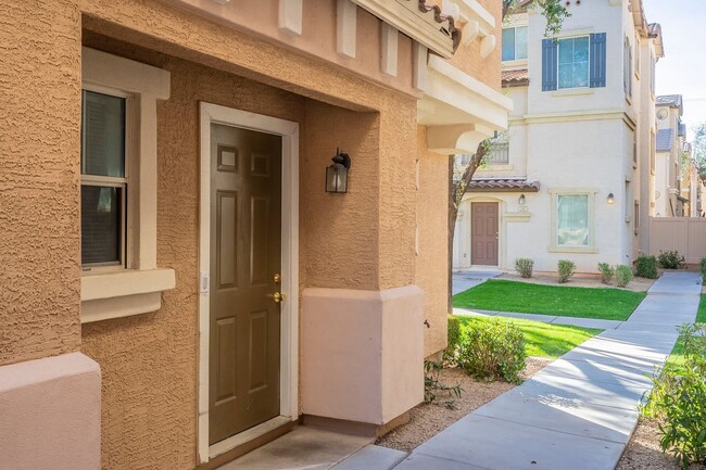 Building Photo - Town home near downtown Gilbert