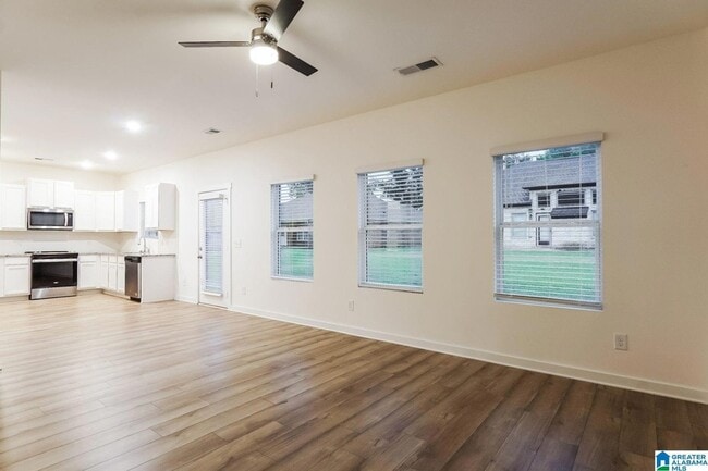 Building Photo - 5562 Bridle Way