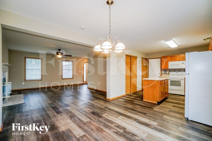 Building Photo - 3850 Powder Ridge Rd